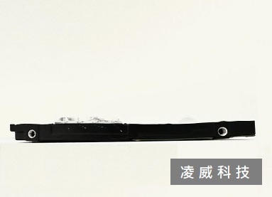 硬碟於桌面上是否仍可平放? 硬碟於桌面上是否仍可平放?